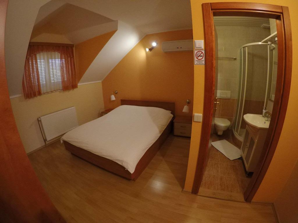 Pansion Rody Bed & Breakfast Gornja Stubica ภายนอก รูปภาพ